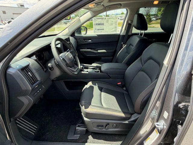 new 2026 Nissan Pathfinder car, priced at $43,356