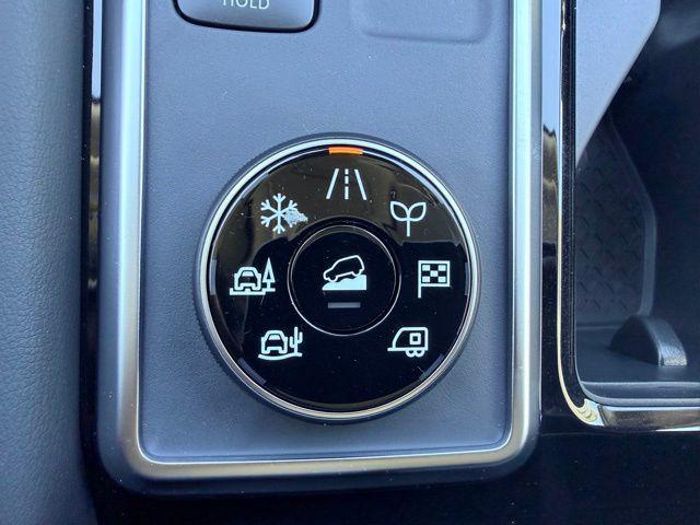 new 2026 Nissan Pathfinder car, priced at $40,061