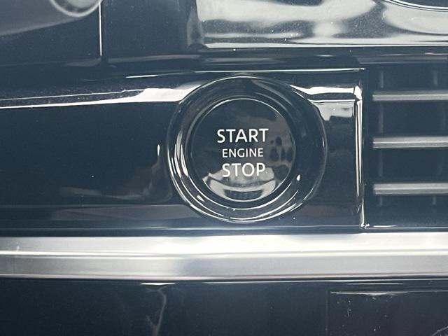 new 2025 Nissan Pathfinder car, priced at $45,439