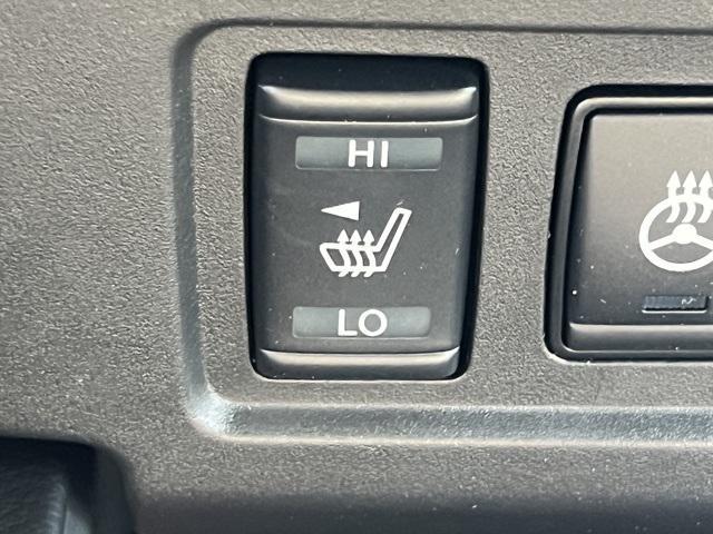 new 2025 Nissan Frontier car, priced at $40,000