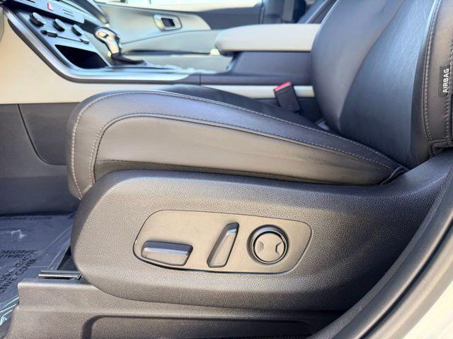 used 2023 Kia Carnival car, priced at $27,500
