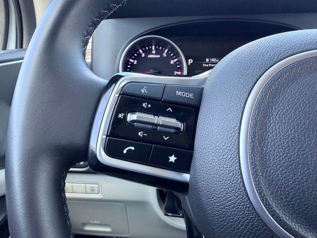 used 2023 Kia Carnival car, priced at $27,500