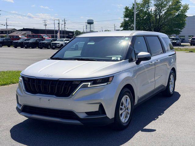 used 2023 Kia Carnival car, priced at $27,500