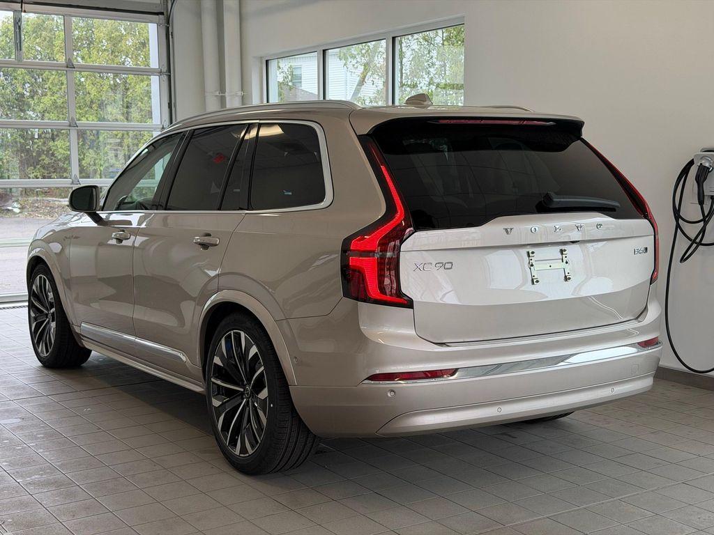 new 2026 Volvo XC90 car, priced at $78,280