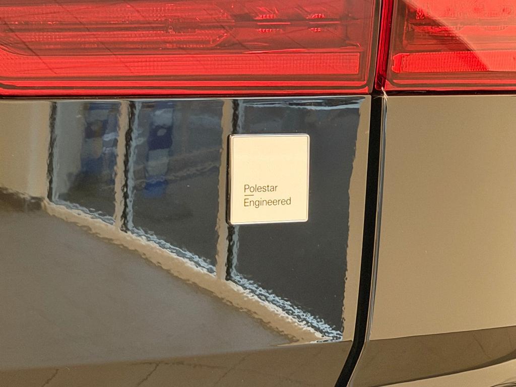 new 2026 Volvo XC60 Plug-In Hybrid car, priced at $84,265