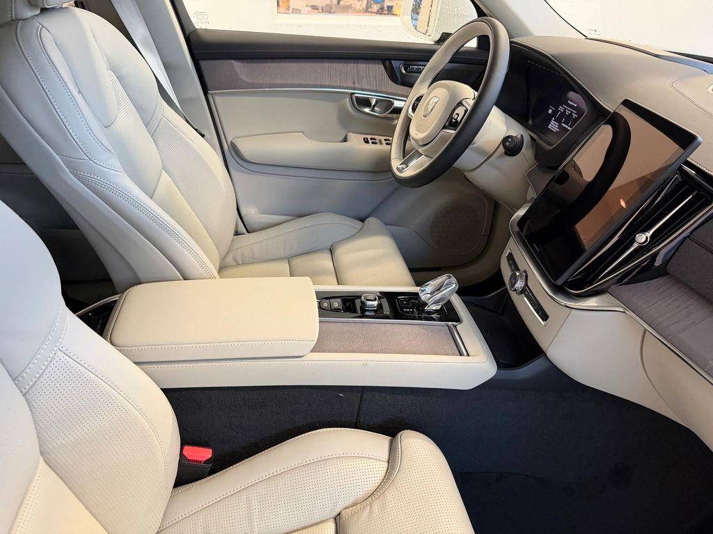new 2026 Volvo XC90 car, priced at $75,555