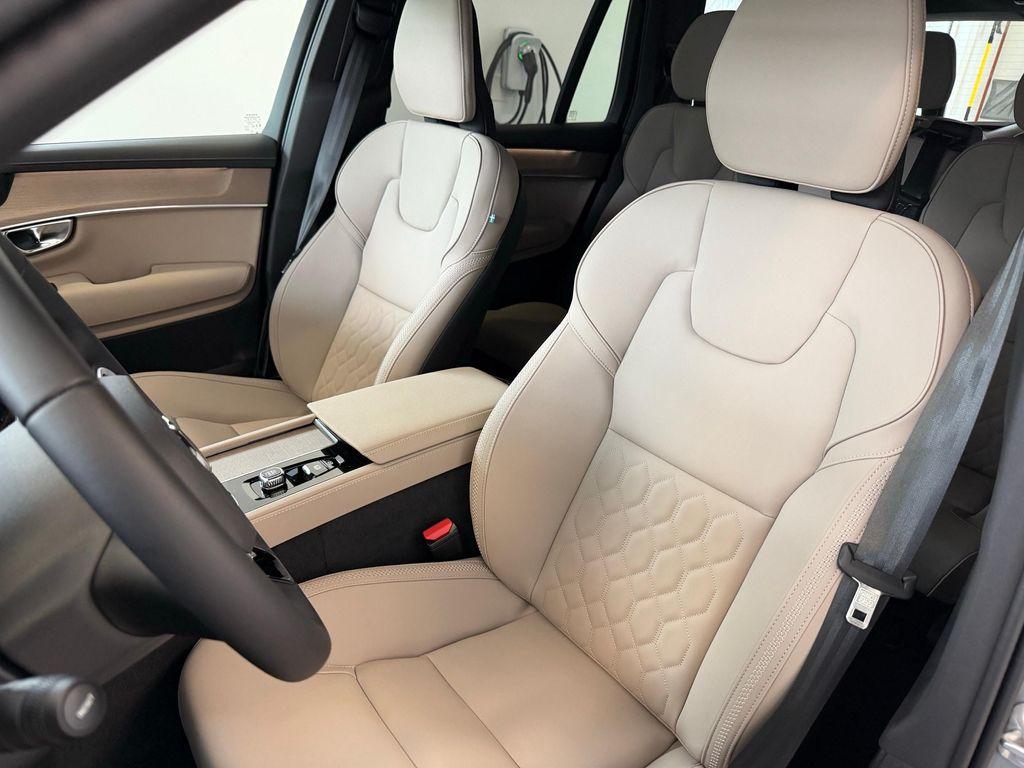 new 2026 Volvo XC90 car, priced at $74,920