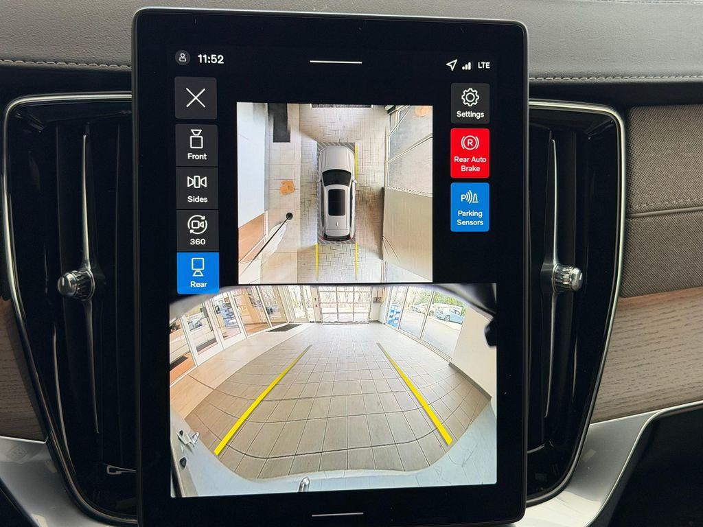 new 2026 Volvo XC90 car, priced at $74,920