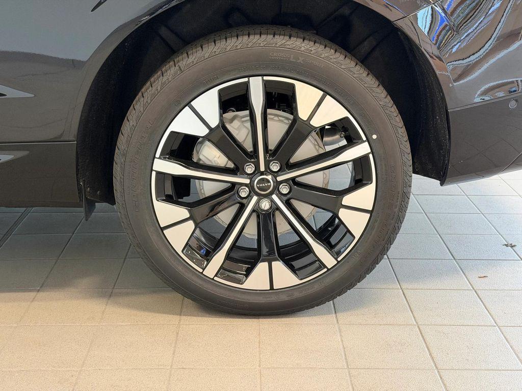 new 2026 Volvo XC60 car, priced at $58,385