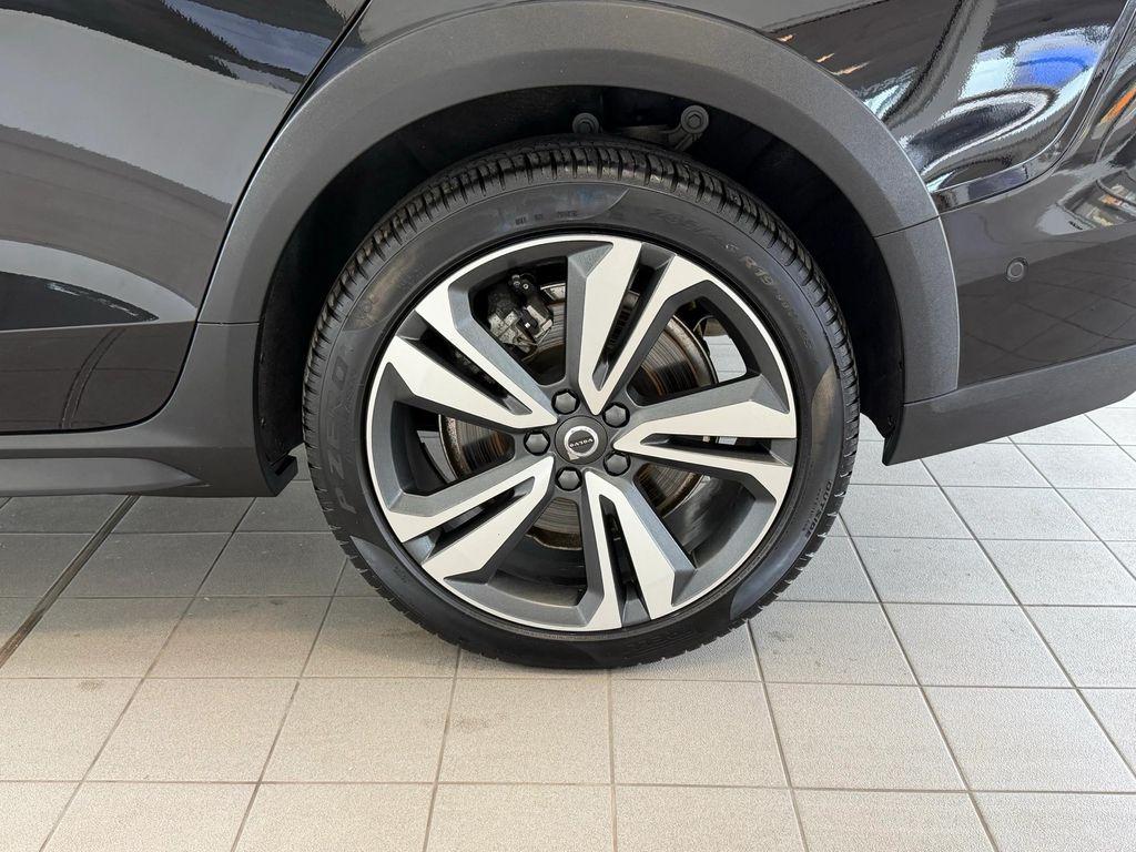 used 2024 Volvo V60 Cross Country car, priced at $39,300