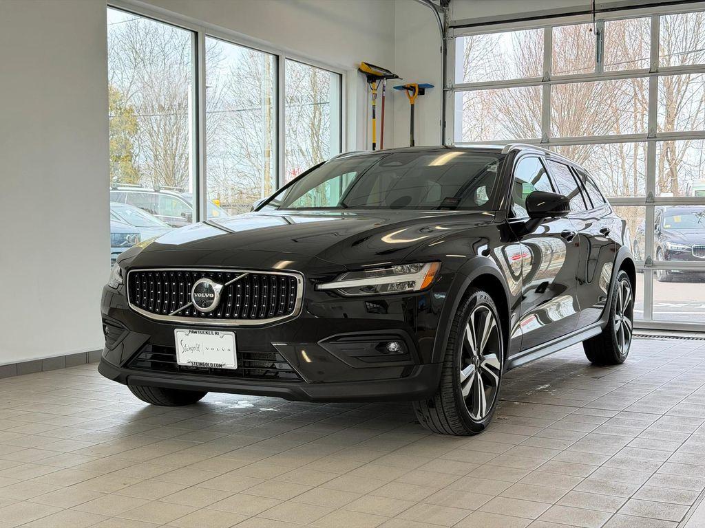 used 2024 Volvo V60 Cross Country car, priced at $39,300