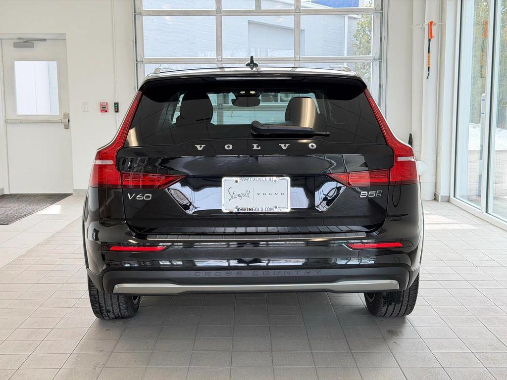 used 2024 Volvo V60 Cross Country car, priced at $39,300