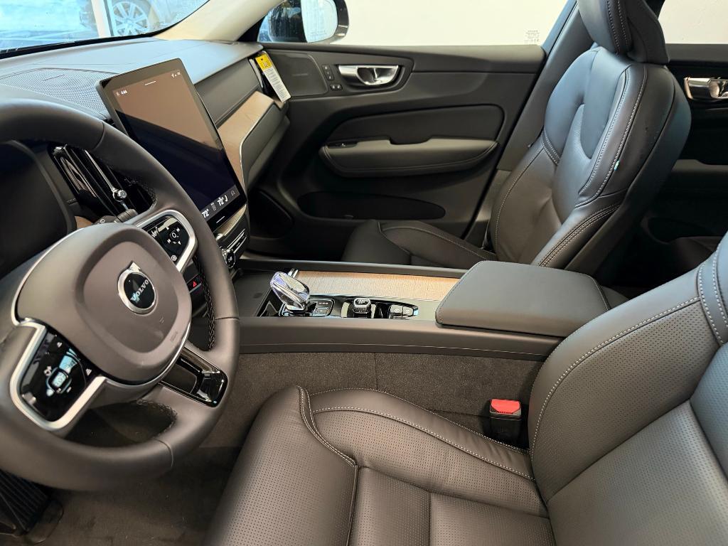 new 2026 Volvo XC60 Plug-In Hybrid car, priced at $75,355