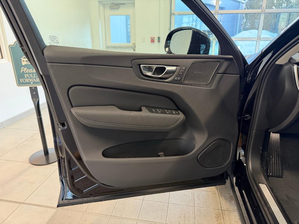 new 2026 Volvo XC60 Plug-In Hybrid car, priced at $75,355