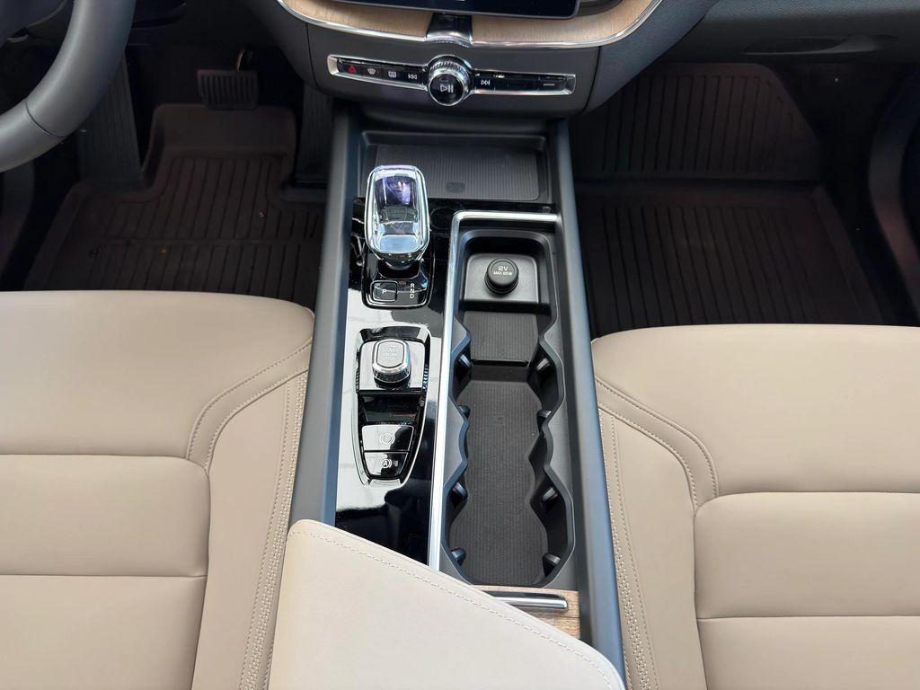 new 2026 Volvo XC60 Plug-In Hybrid car, priced at $69,685