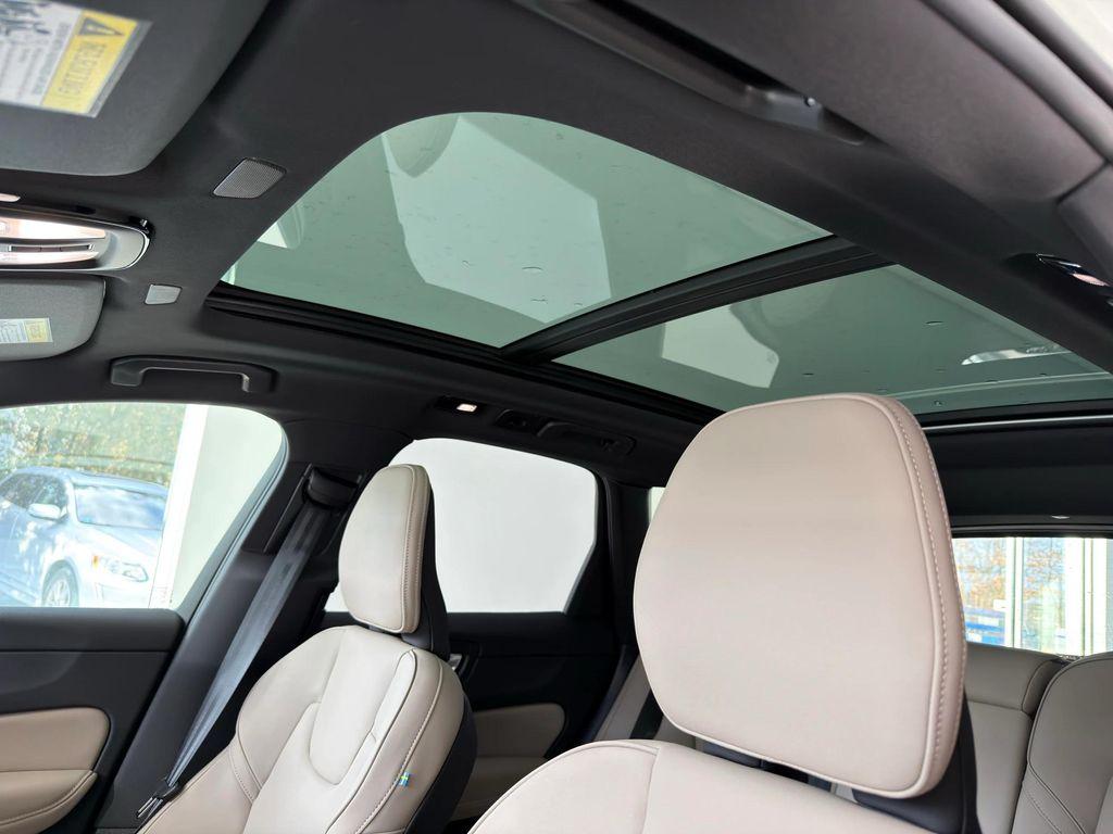 new 2026 Volvo XC60 Plug-In Hybrid car, priced at $69,685