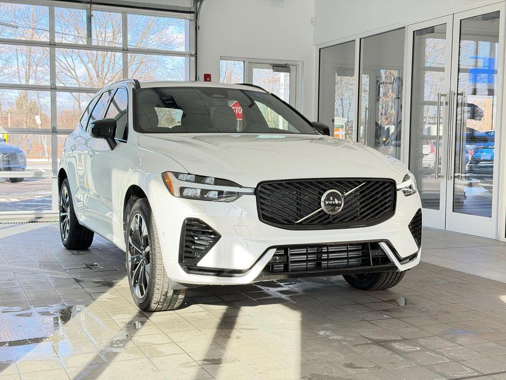 new 2026 Volvo XC60 Plug-In Hybrid car, priced at $69,685