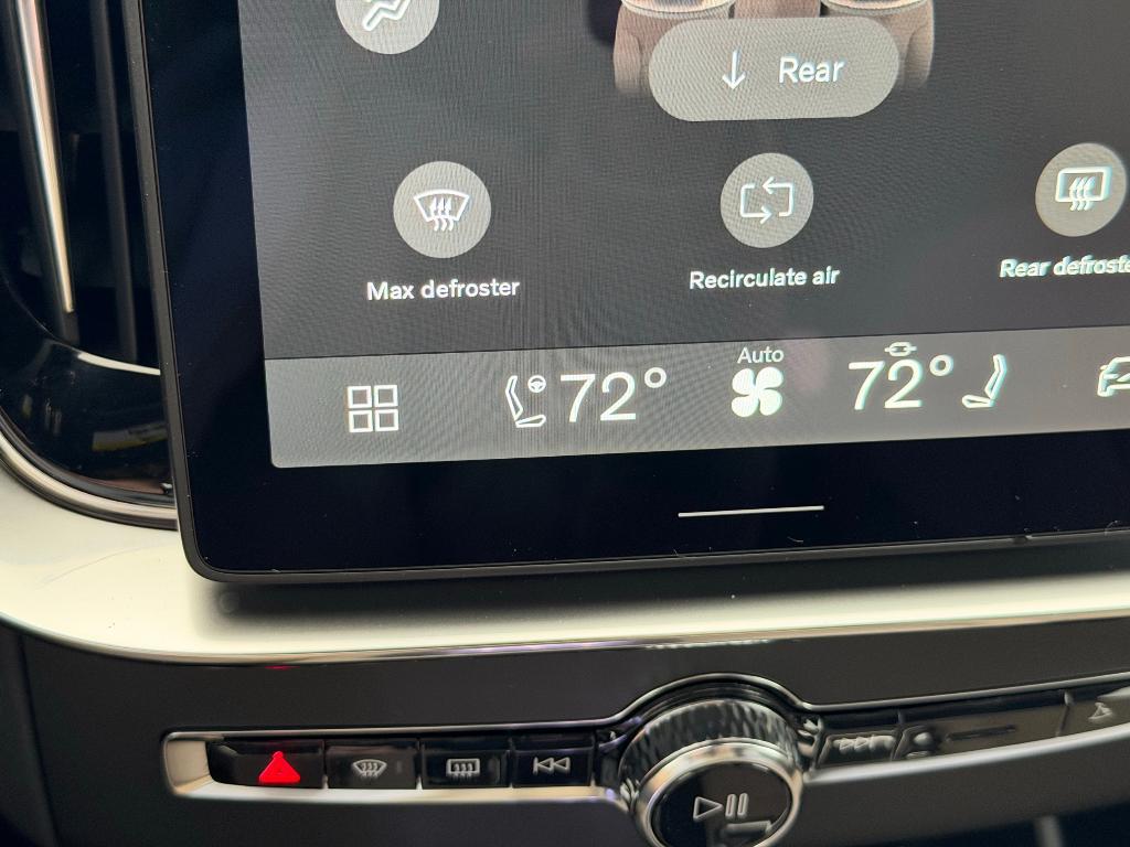 new 2026 Volvo XC90 car, priced at $71,945