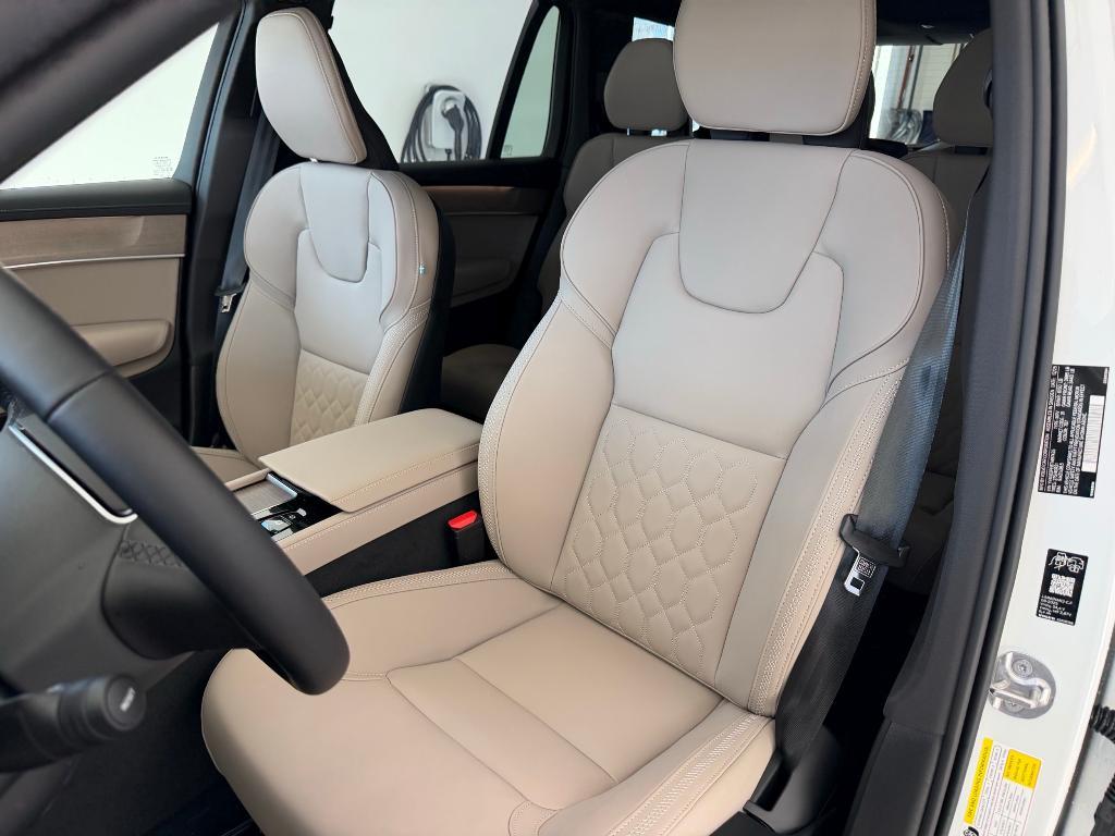 new 2026 Volvo XC90 car, priced at $71,945