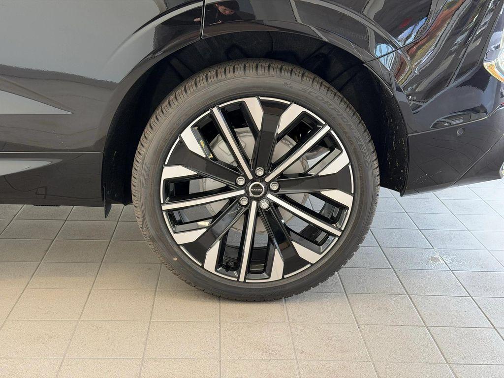 new 2026 Volvo XC60 car, priced at $64,335