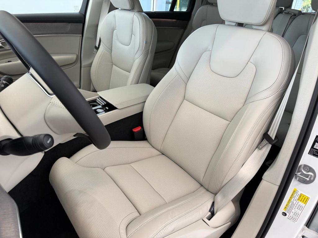 used 2026 Volvo XC90 car, priced at $75,555