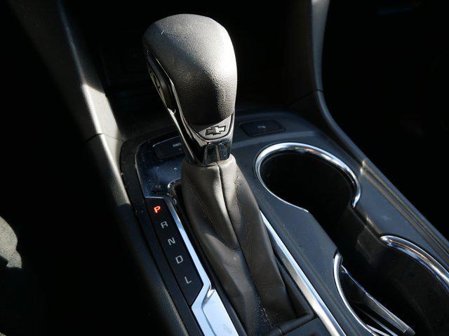 used 2022 Chevrolet Equinox car, priced at $19,495