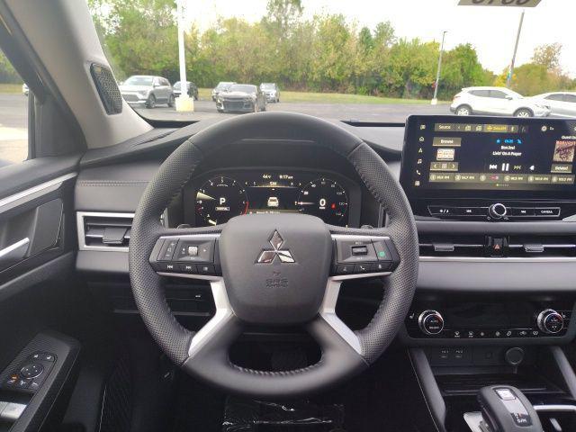new 2025 Mitsubishi Outlander car, priced at $41,020