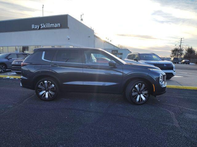 new 2026 Mitsubishi Outlander car, priced at $38,490