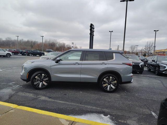 new 2025 Mitsubishi Outlander car, priced at $38,690
