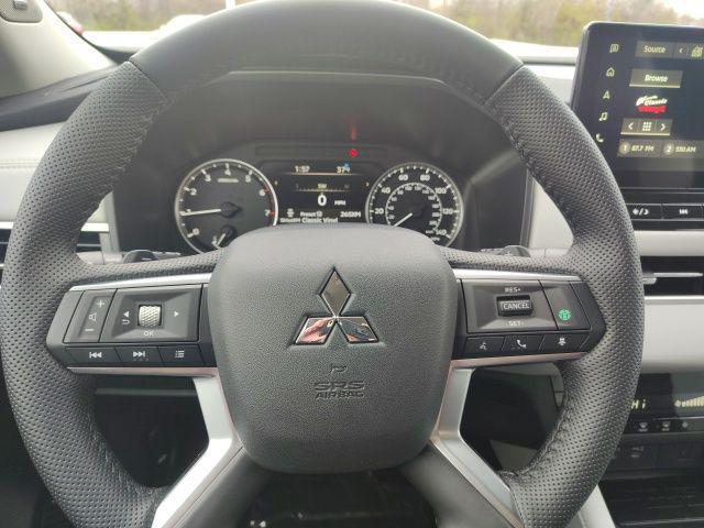 new 2025 Mitsubishi Outlander car, priced at $38,690