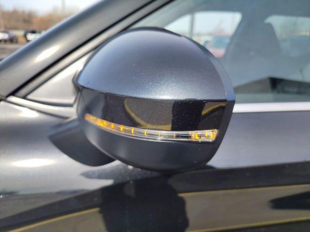 used 2023 Mitsubishi Outlander car, priced at $18,667