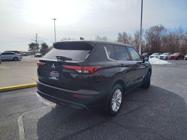 used 2023 Mitsubishi Outlander car, priced at $18,667