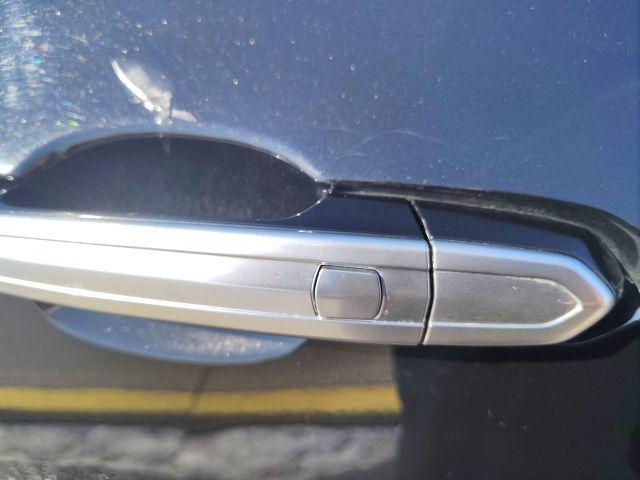 used 2021 Cadillac XT6 car, priced at $31,590