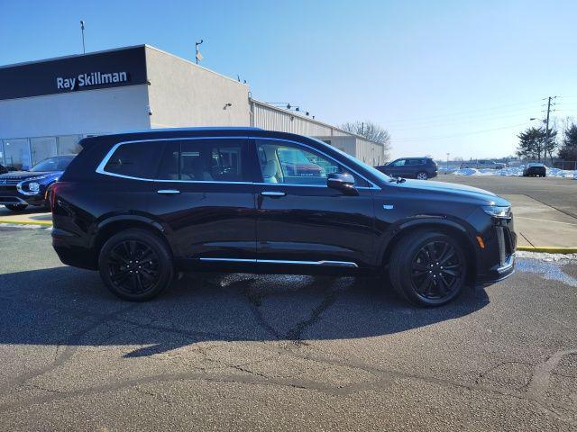 used 2021 Cadillac XT6 car, priced at $31,590