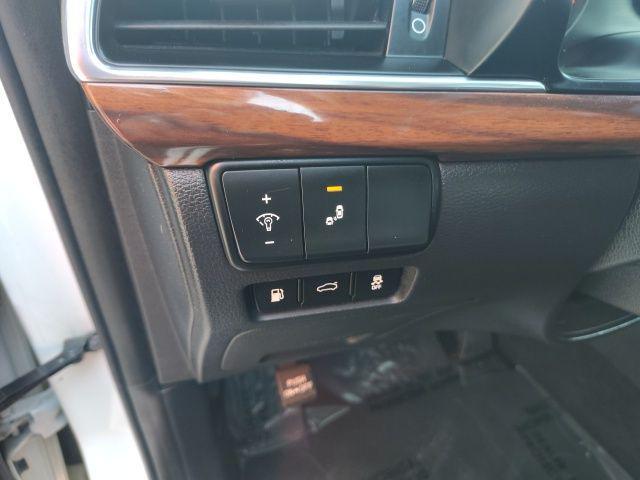 used 2018 Kia Cadenza car, priced at $13,831