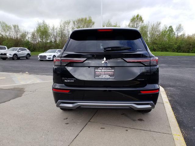 new 2025 Mitsubishi Outlander car, priced at $45,155