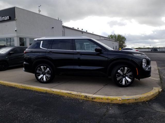 new 2025 Mitsubishi Outlander car, priced at $45,155