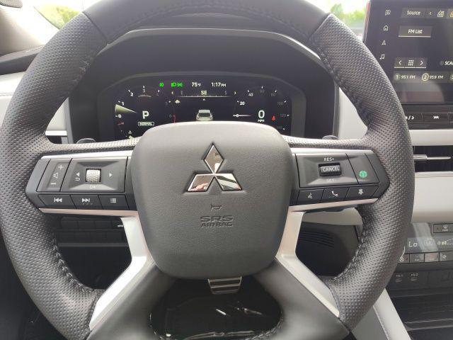 new 2025 Mitsubishi Outlander car, priced at $41,405