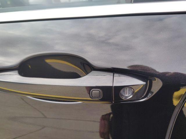 new 2025 Mitsubishi Outlander car, priced at $38,615