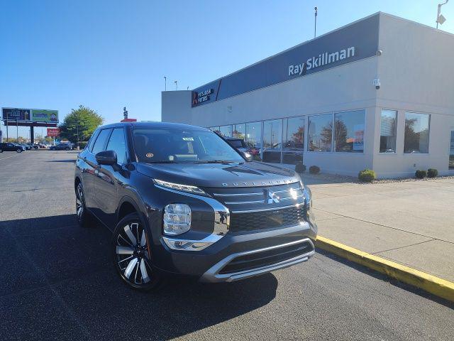 new 2025 Mitsubishi Outlander car, priced at $38,200