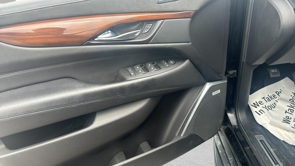 used 2020 Cadillac Escalade car, priced at $27,242