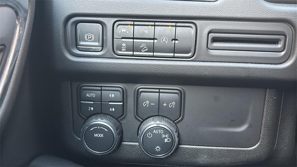 used 2023 Chevrolet Suburban car, priced at $51,433