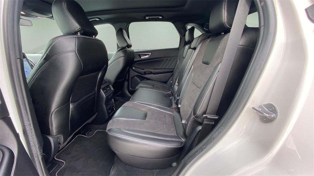 used 2021 Ford Edge car, priced at $24,000
