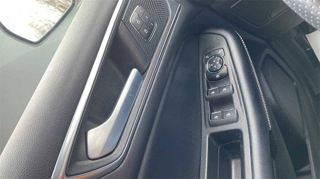 used 2021 Ford Edge car, priced at $24,000