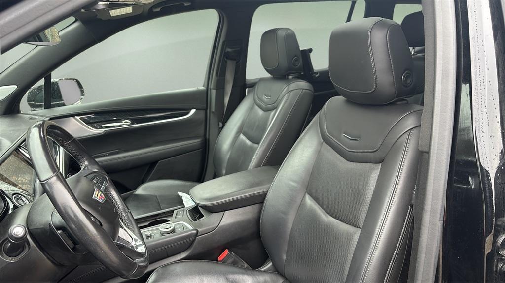 used 2020 Cadillac XT6 car, priced at $21,544