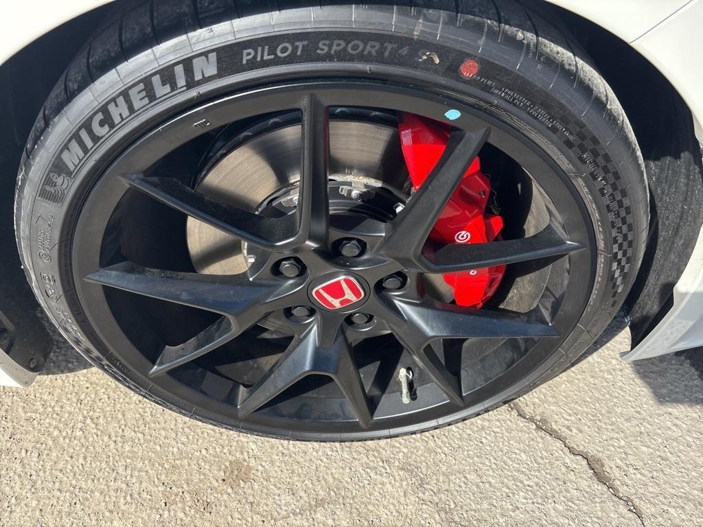 used 2025 Honda Civic Type R car, priced at $46,844