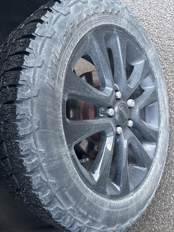 used 2018 Jeep Grand Cherokee car, priced at $14,744