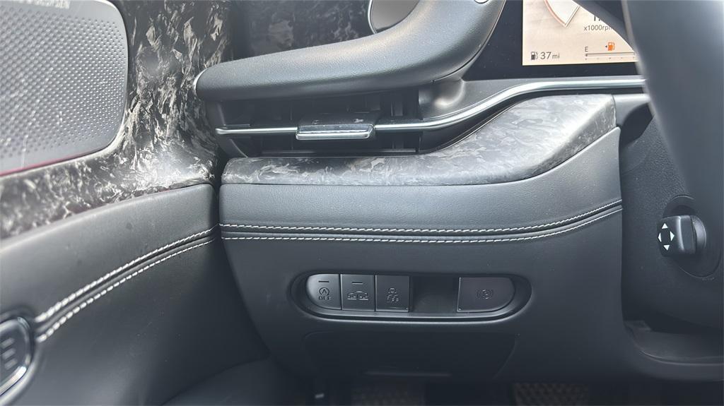 used 2023 Genesis G90 car, priced at $41,844