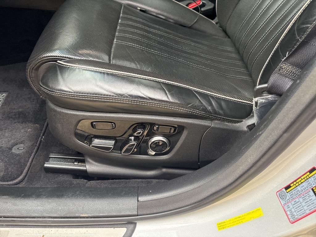 used 2018 Genesis G90 car, priced at $22,744