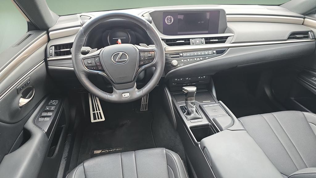 used 2021 Lexus ES 350 car, priced at $34,242